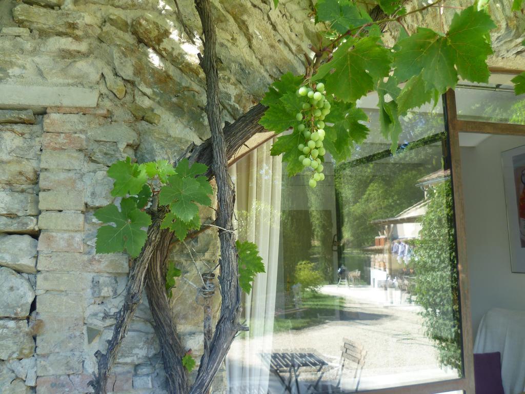 Les Beaux Chenes Villa Pont-de-Barret Bagian luar foto