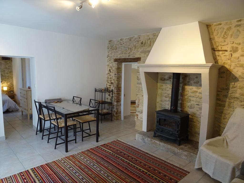 Les Beaux Chenes Villa Pont-de-Barret Bagian luar foto